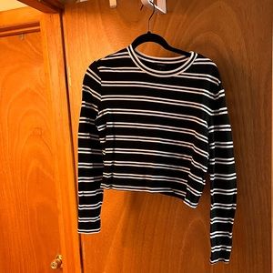 Black and white striped cropped halogen long sleeved shirt. Size M.